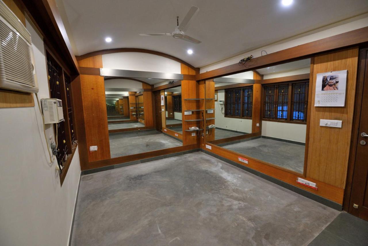 Sri Ranga Krupa Hotel Tiruchirappalli Esterno foto